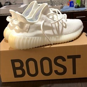 Yeezy Boost 350 v2